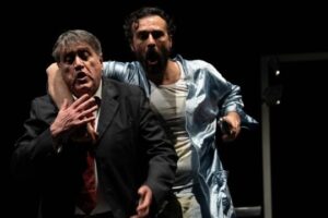 L’Anniversario - Reloaded: Ironia e Dramma al Teatro nel Garage